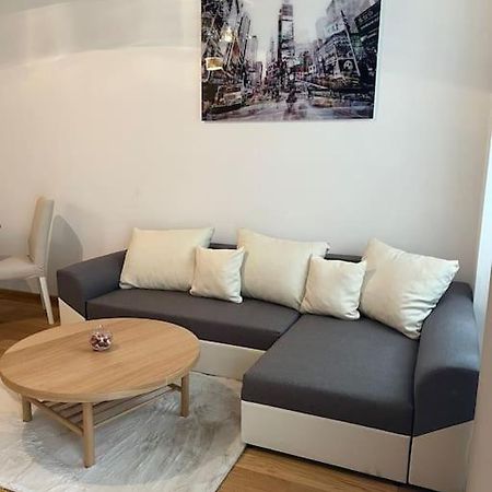 New Design Wohnung-Wien Luaran gambar